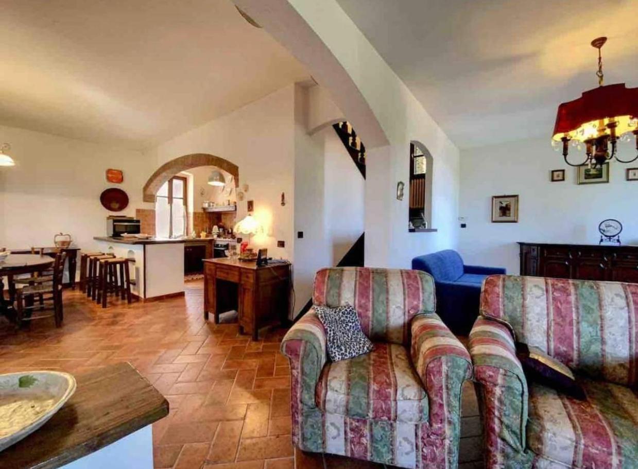 La Villa Del Borgo Масса-Мариттима Экстерьер фото